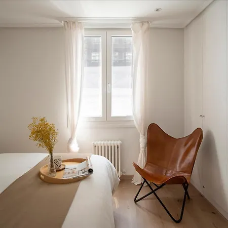 Premium Location! Gran Via & Free Parking